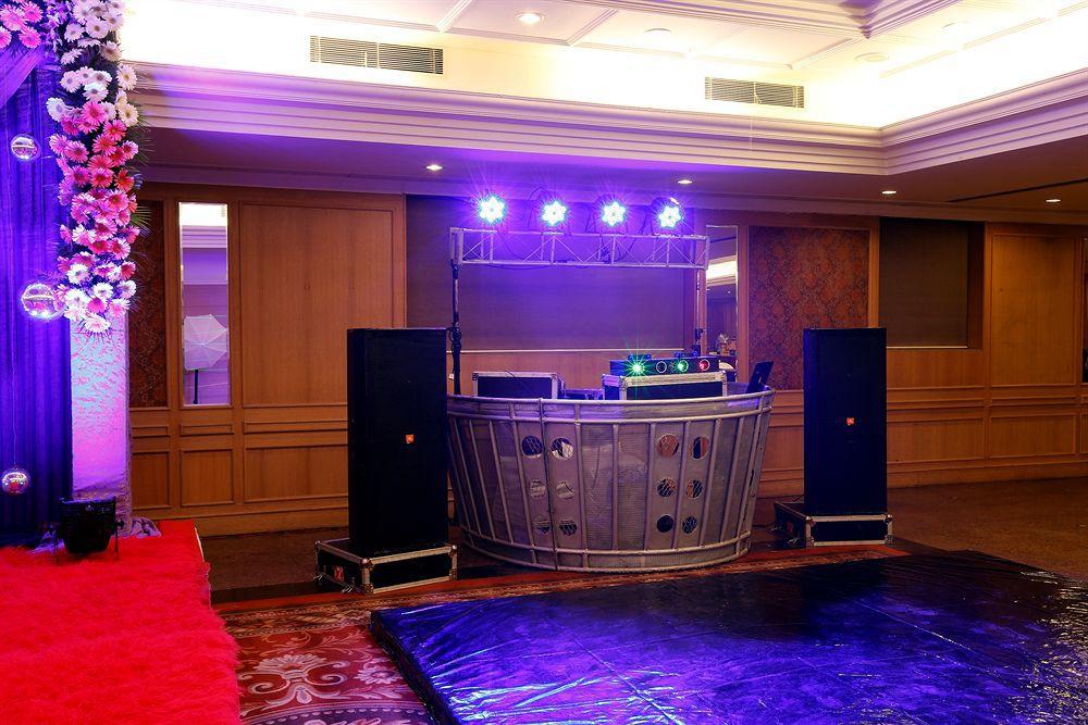 OYO Townhouse 517 La Sapphire Hotel New Delhi Eksteriør billede