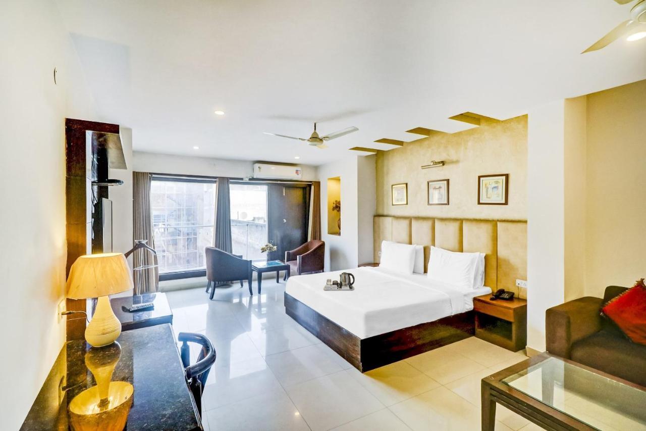 OYO Townhouse 517 La Sapphire Hotel New Delhi Eksteriør billede