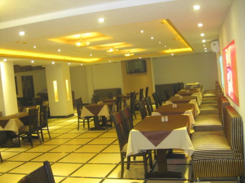 OYO Townhouse 517 La Sapphire Hotel New Delhi Eksteriør billede