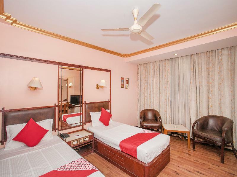 OYO Townhouse 517 La Sapphire Hotel New Delhi Eksteriør billede